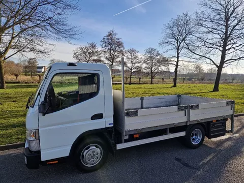 FUSO Canter 3C13 / AMT / 280 Open laadbak met Trekhaak 3500 Kg